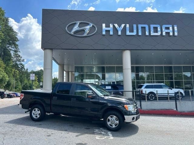 2010 Ford F-150 XLT — photo 1 of 30