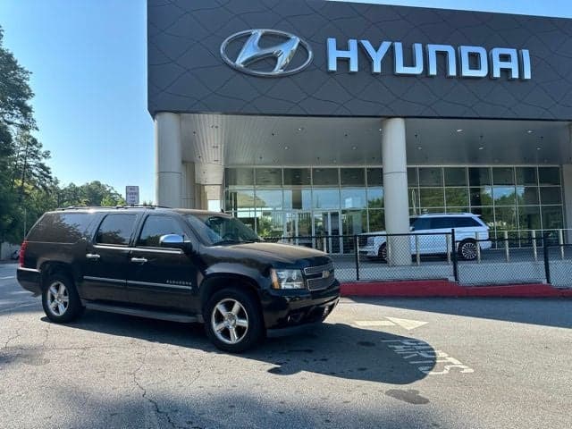 2013 Chevrolet Suburban LTZ — photo 1 of 27