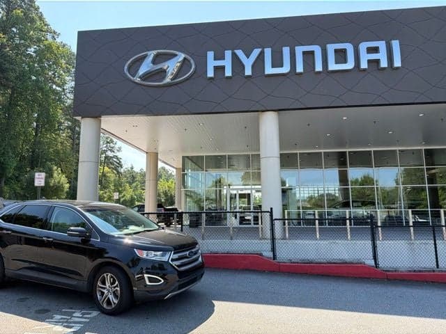 2018 Ford Edge Titanium — photo 1 of 27