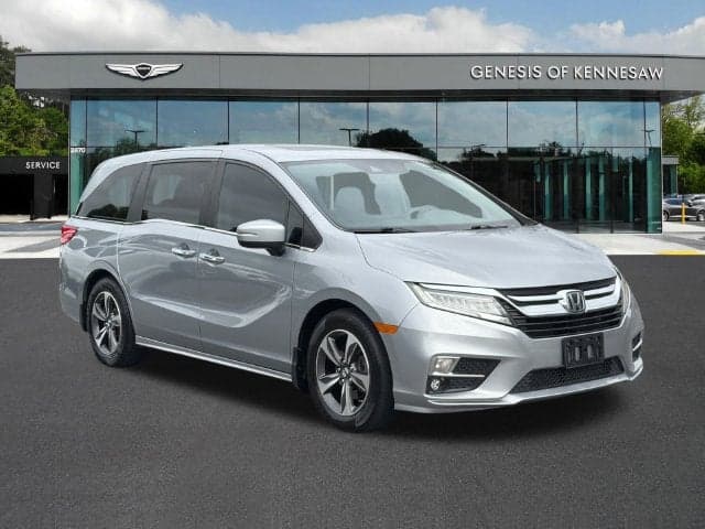 2020 Honda Odyssey Touring — photo 1 of 5