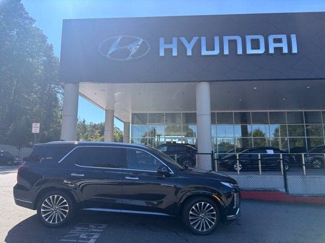 2024 Hyundai Palisade Calligraphy — photo 1 of 5