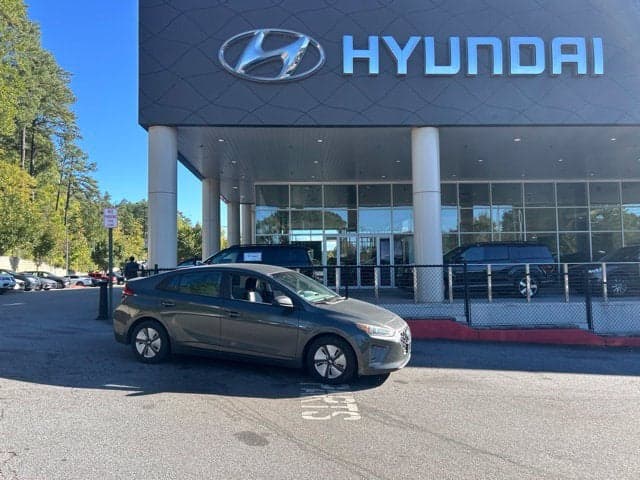 2020 Hyundai Ioniq Hybrid Blue — photo 1 of 5