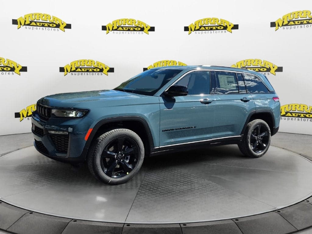 2027 Jeep Grand Cherokee Limited — photo 1 of 5