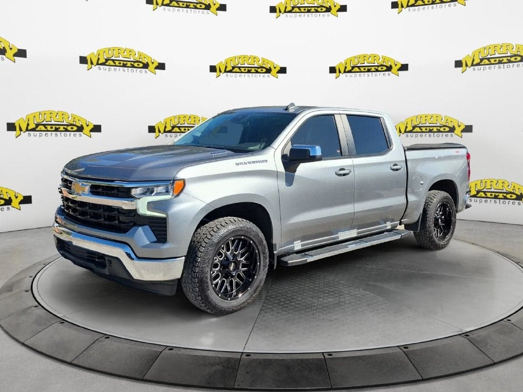 2025 Chevrolet Silverado 1500 Base — photo 1 of 5