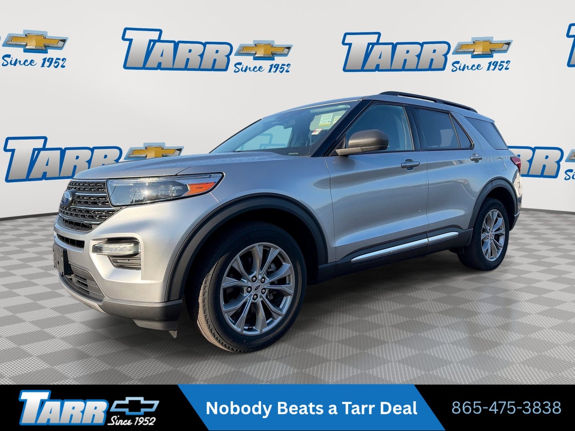 2022 Ford Explorer XLT — photo 1 of 25