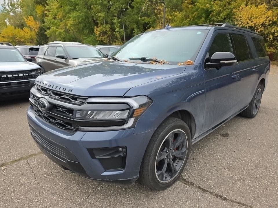 2023 Ford Expedition Max Limited — photo 1 of 5