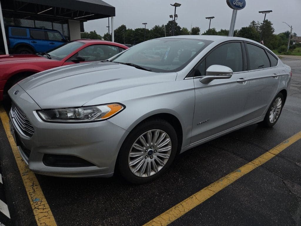2014 Ford Fusion SE Hybrid — photo 1 of 5