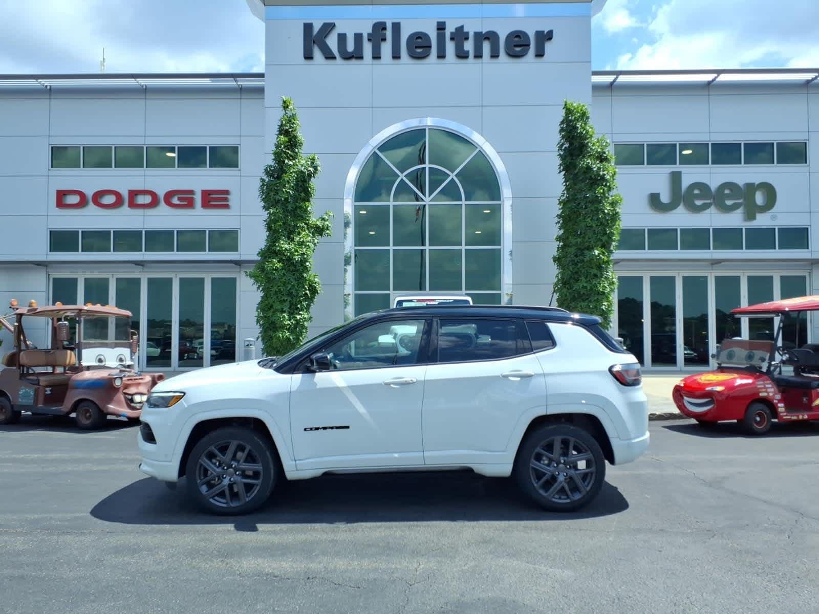 2024 Jeep Compass Limited — photo 1 of 30