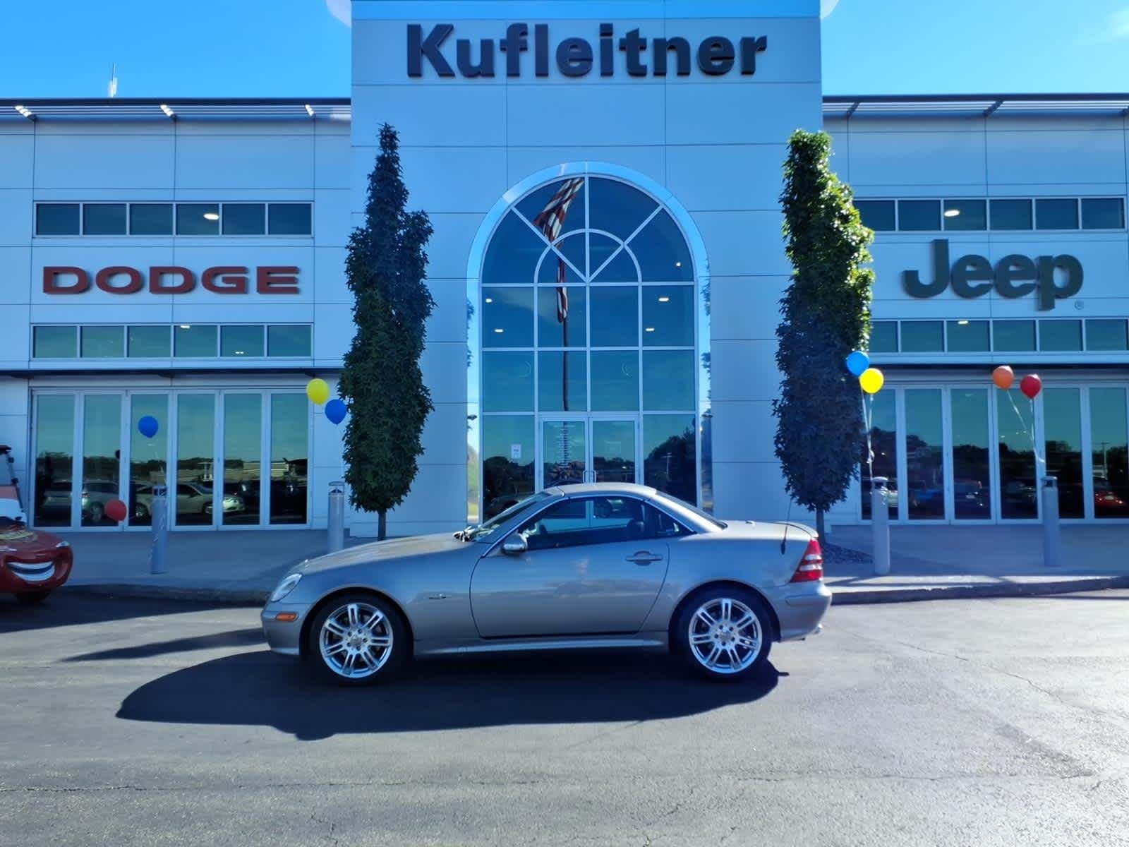 2004 Mercedes-Benz SLK-Class Sp Edition — photo 1 of 5