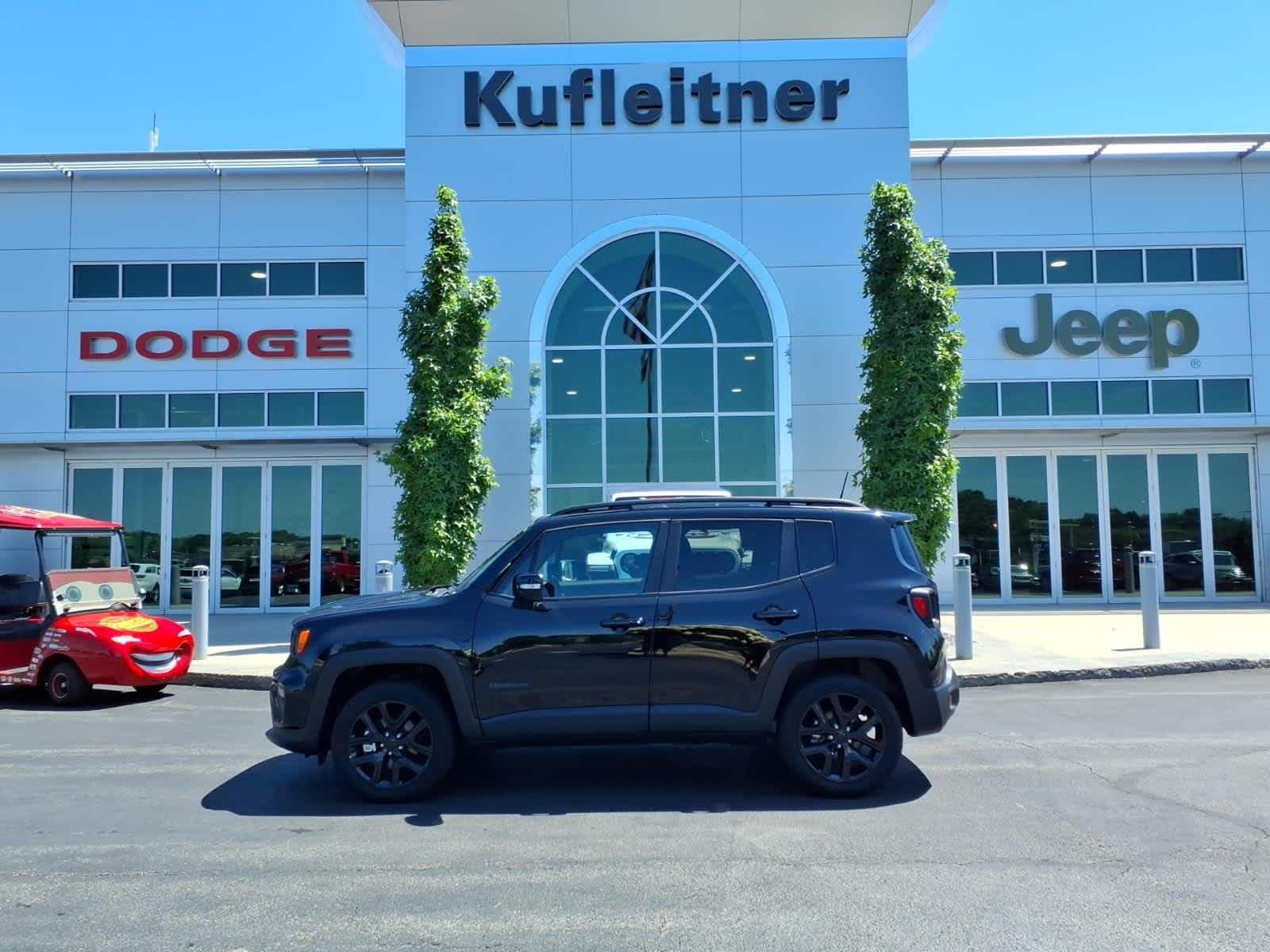 2022 Jeep Renegade Altitude — photo 1 of 30