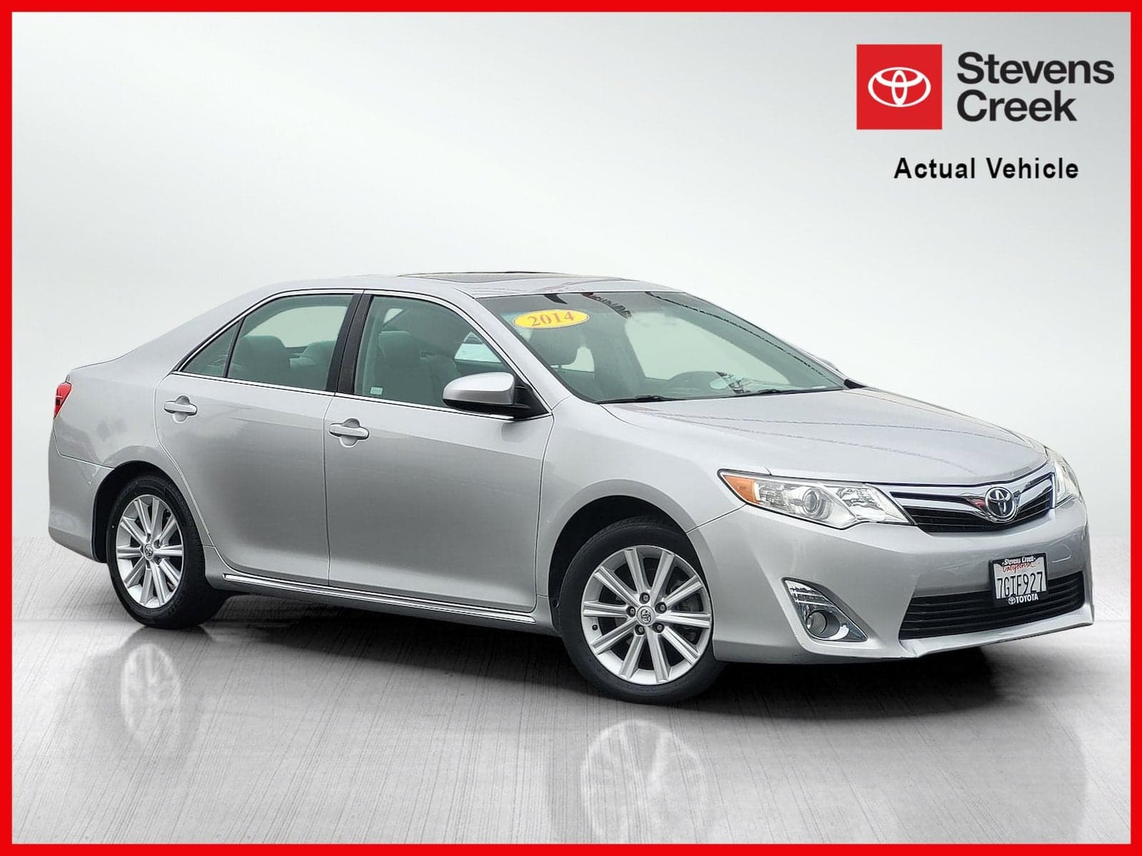 2014 Toyota Camry XLE — photo 1 of 5