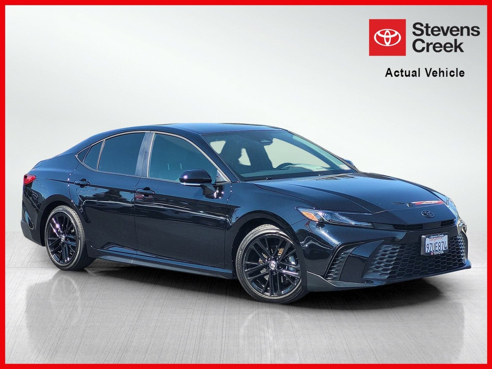 2026 Toyota Camry SE — photo 1 of 20