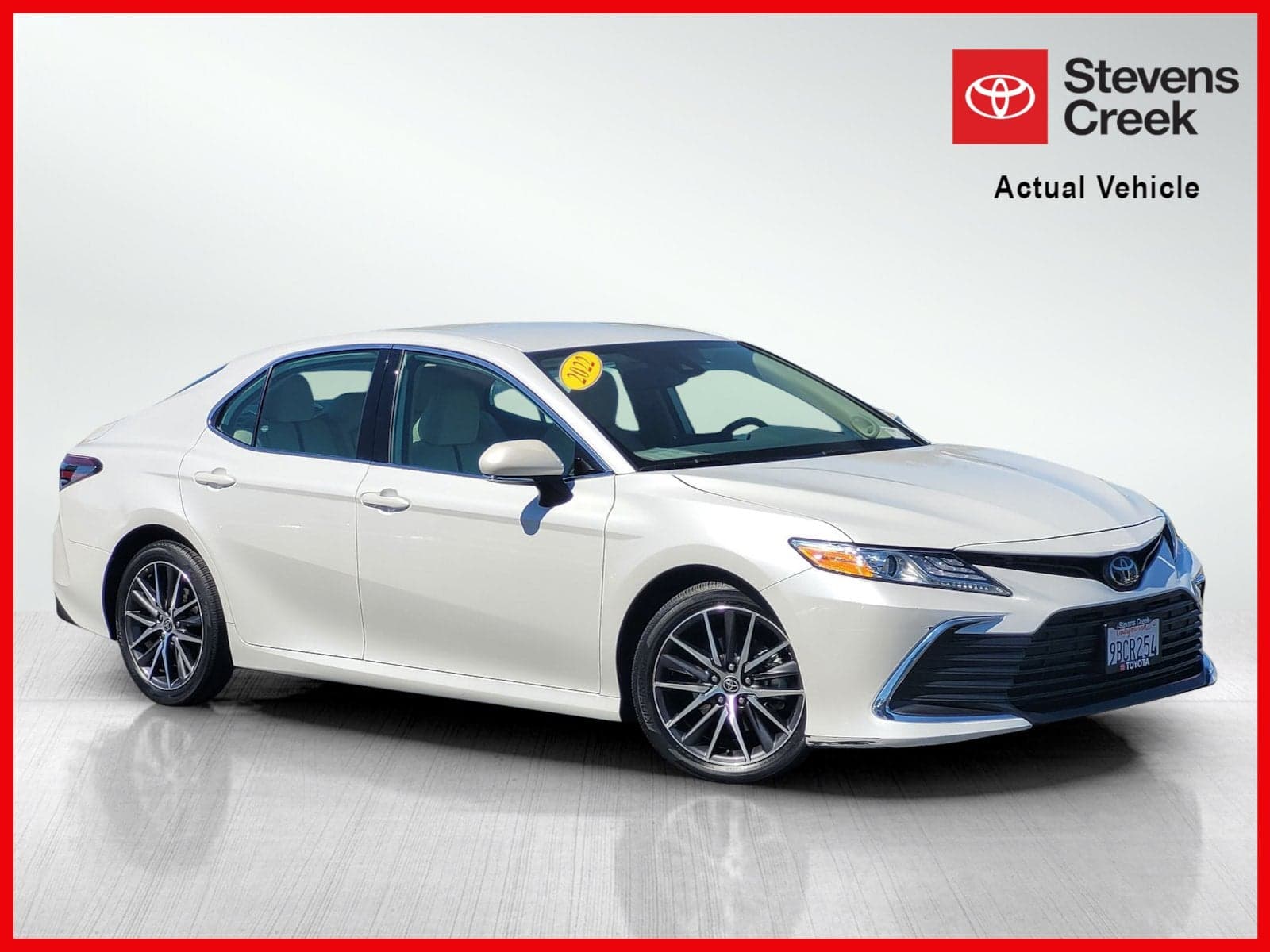 2022 Toyota Camry XLE — photo 1 of 20