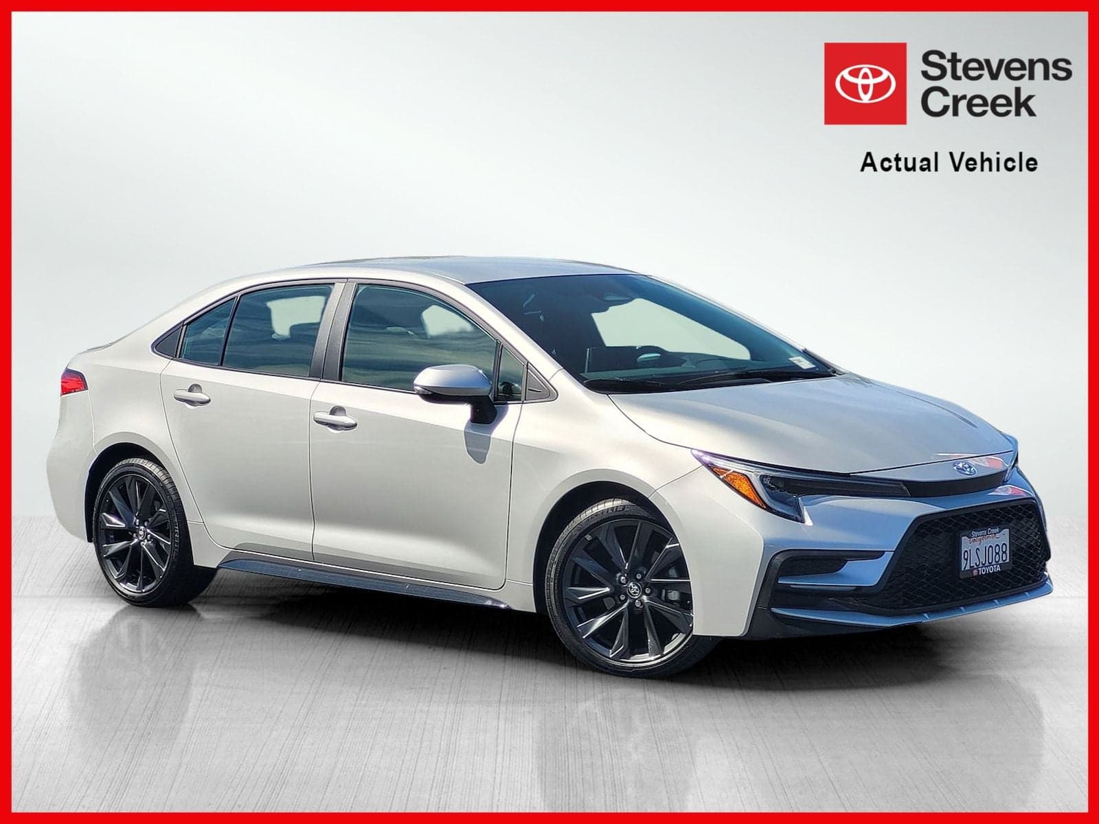 2026 Toyota Corolla SE — photo 1 of 20