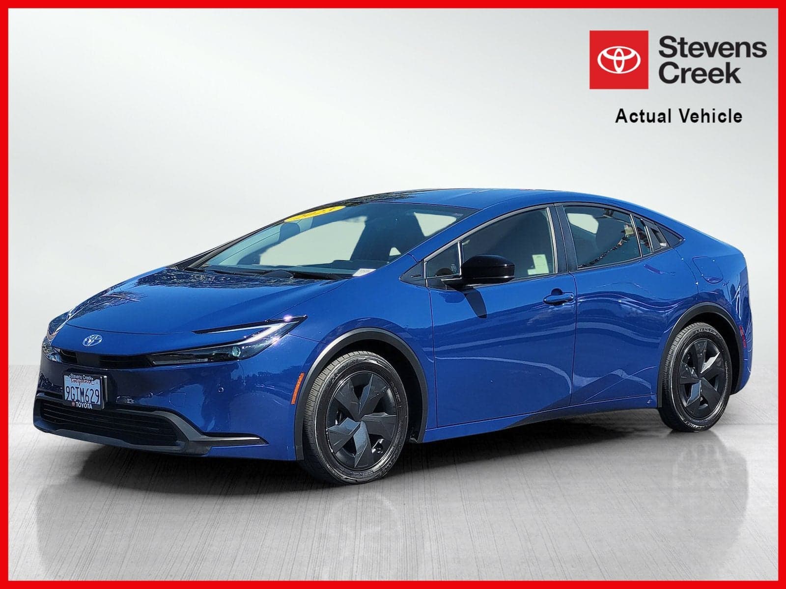 2023 Toyota Prius LE — photo 1 of 20