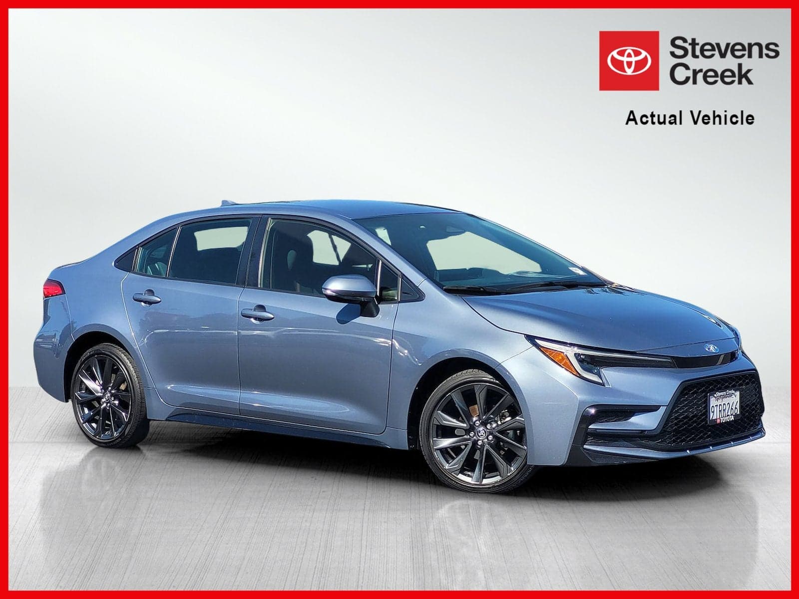 2025 Toyota Corolla Hybrid SE — photo 1 of 5