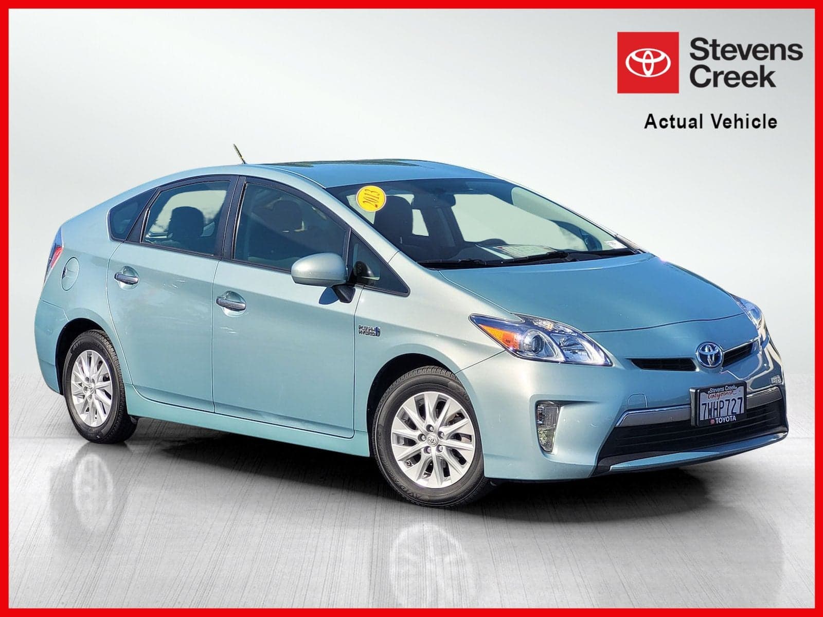 2013 Toyota Prius Plug-In Base — photo 1 of 5