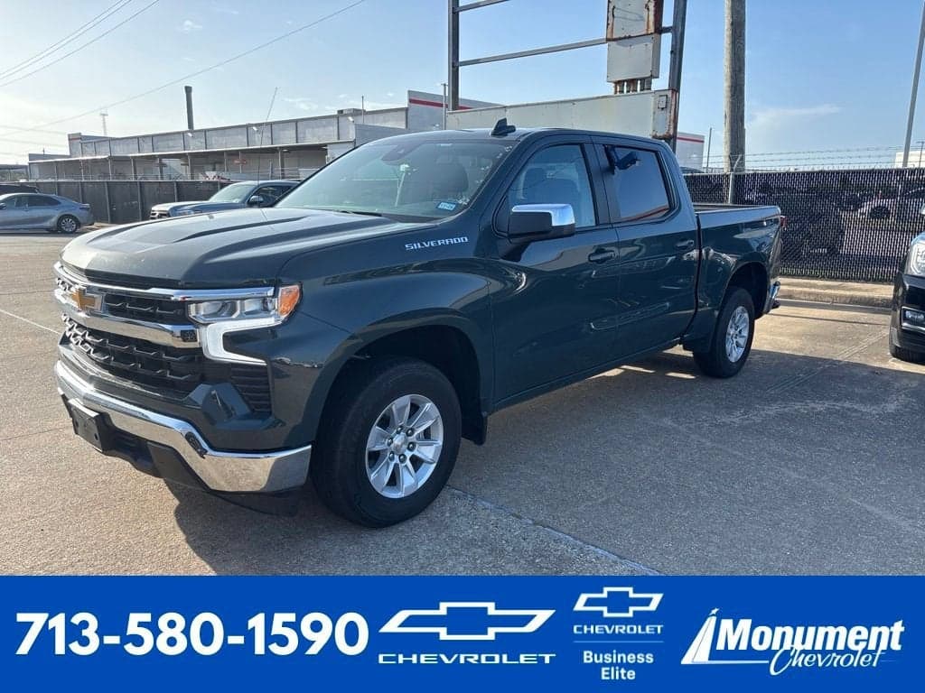 2025 Chevrolet Silverado 1500 LT — photo 1 of 16