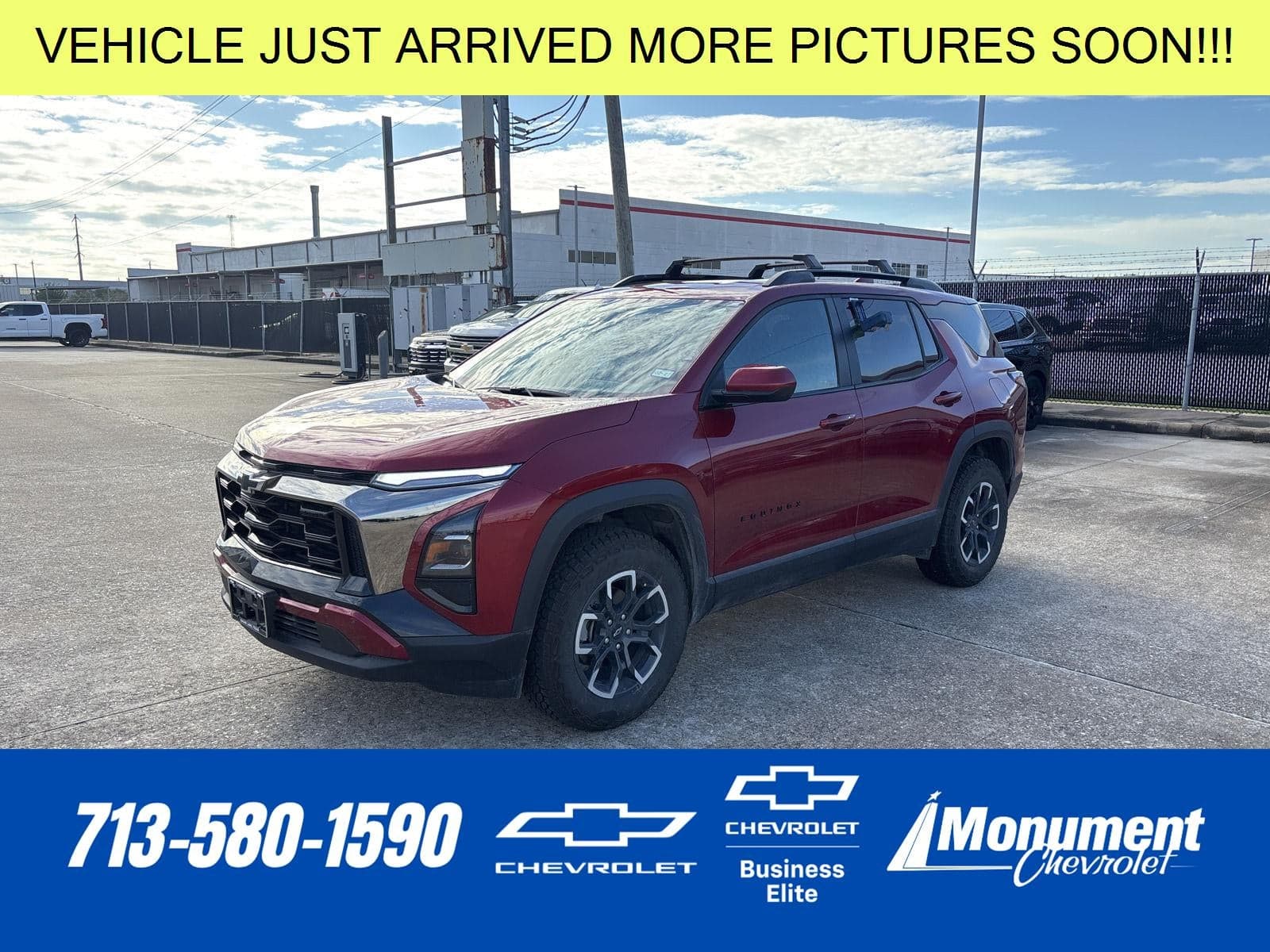 2025 Chevrolet Equinox FWD ACTIV — photo 1 of 30