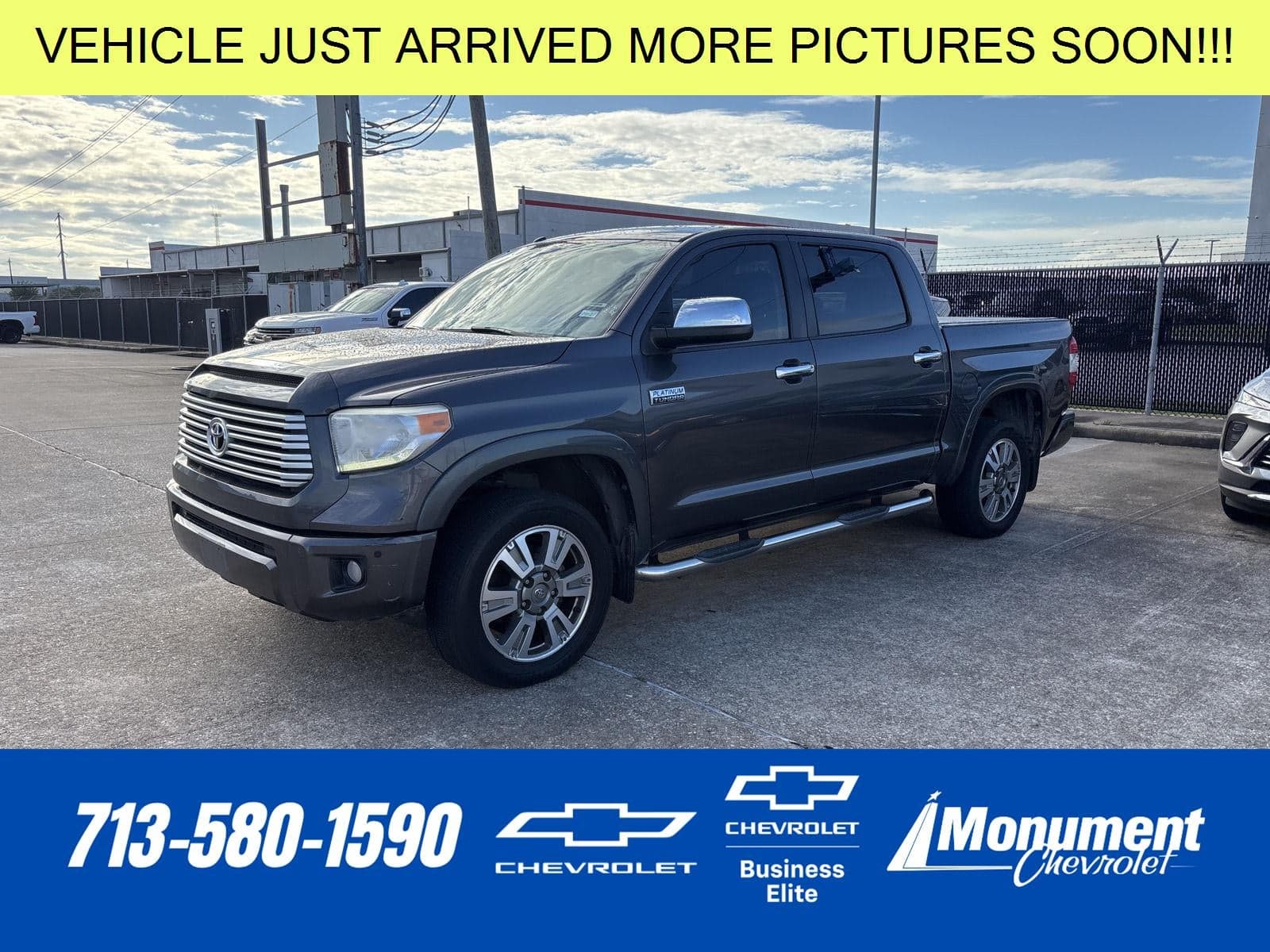 2017 Toyota Tundra 4WD Platinum — photo 1 of 26
