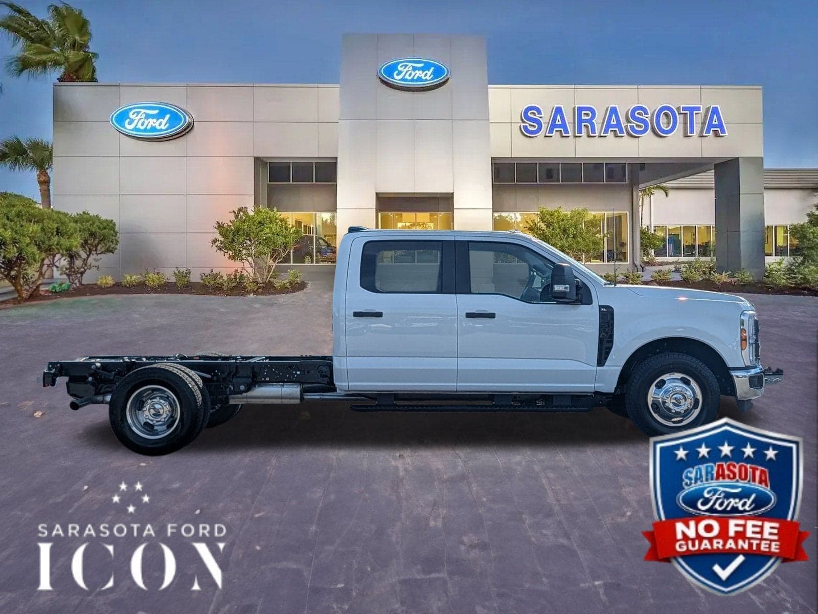 2027 Ford Super Duty F-350 DRW XL — photo 1 of 13
