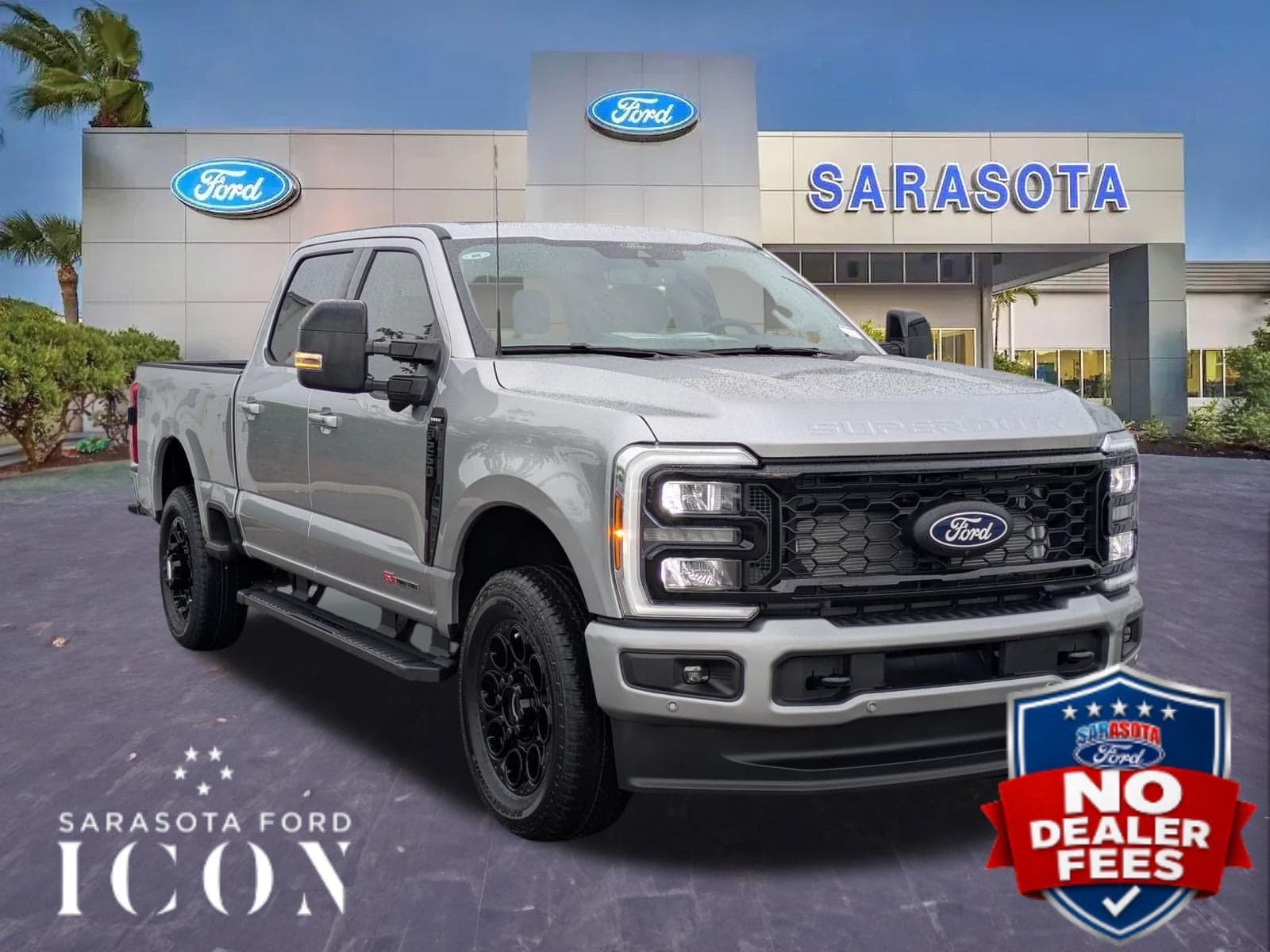 2027 Ford Super Duty F-250 SRW LARIAT — photo 1 of 35