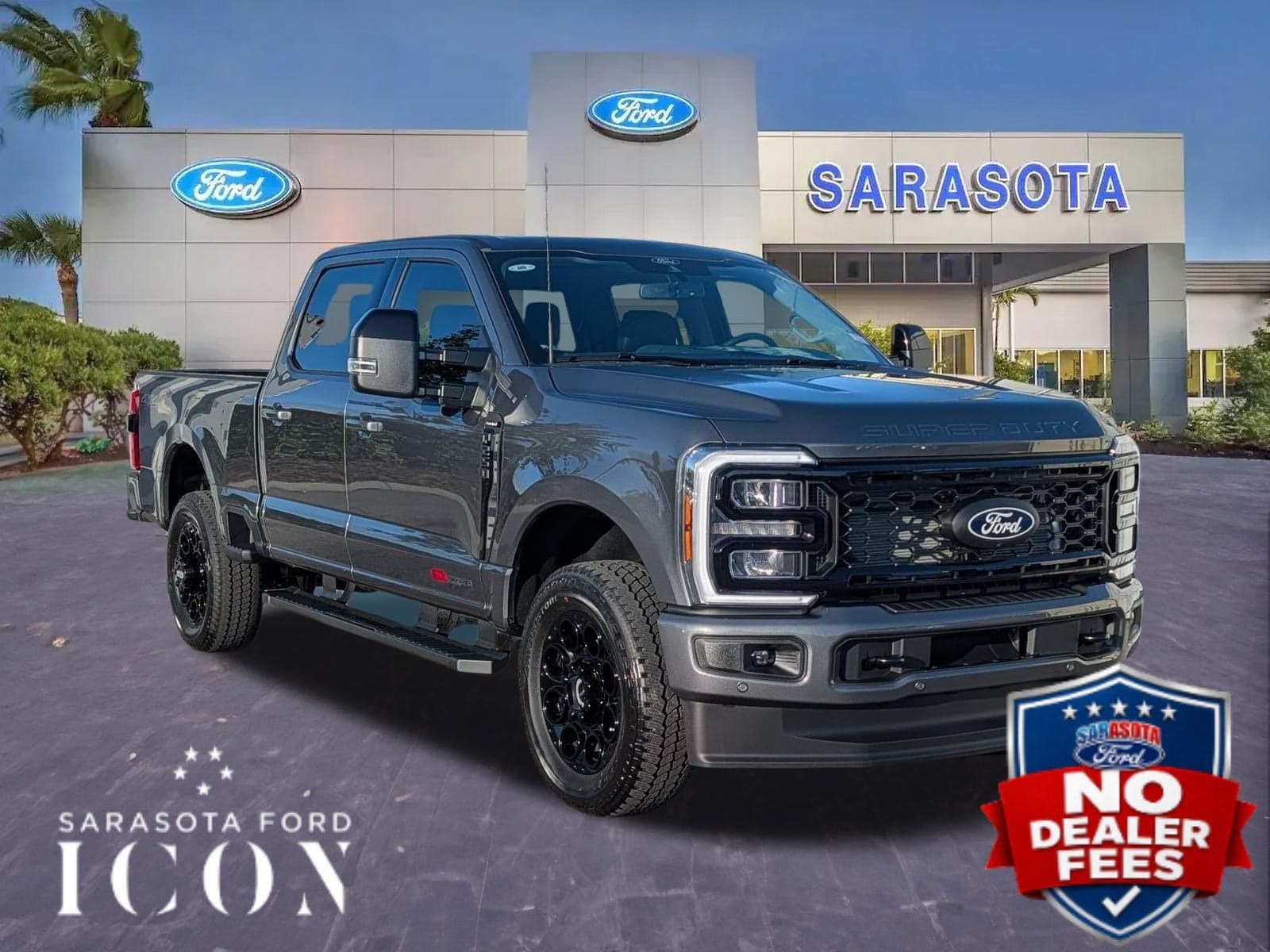 2027 Ford Super Duty F-250 SRW LARIAT — photo 1 of 5