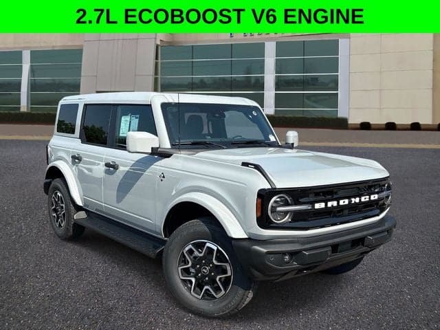 2026 Ford Bronco Outer Banks — photo 1 of 34