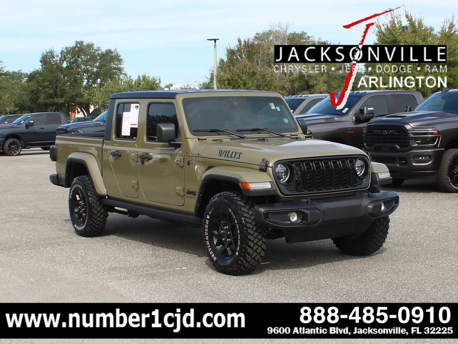 2025 Jeep Gladiator Willys — photo 1 of 30