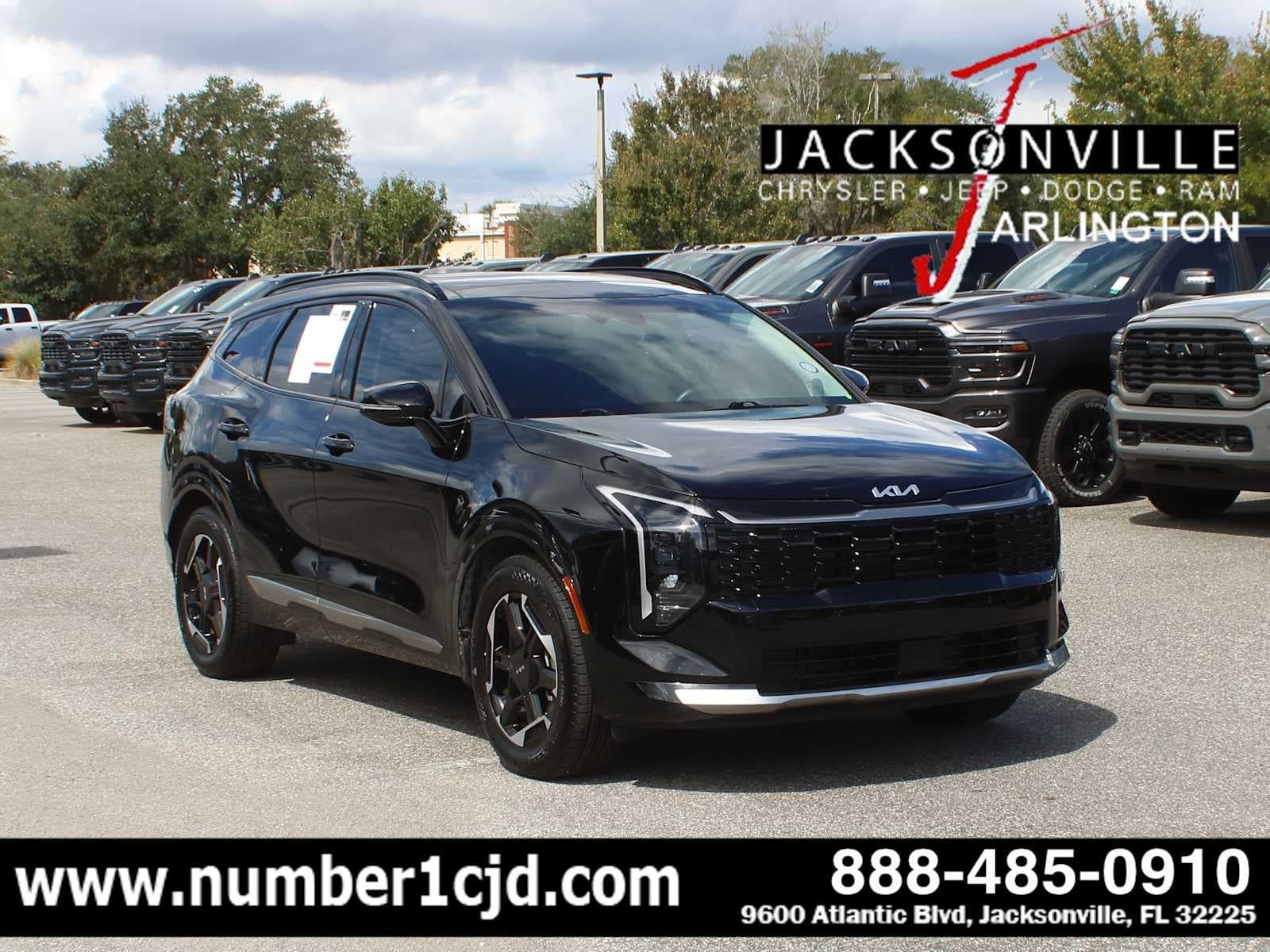 2026 Kia Sportage SX — photo 1 of 28