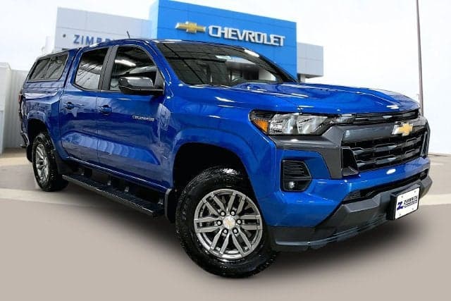 2023 Chevrolet Colorado 2WD LT — photo 1 of 31
