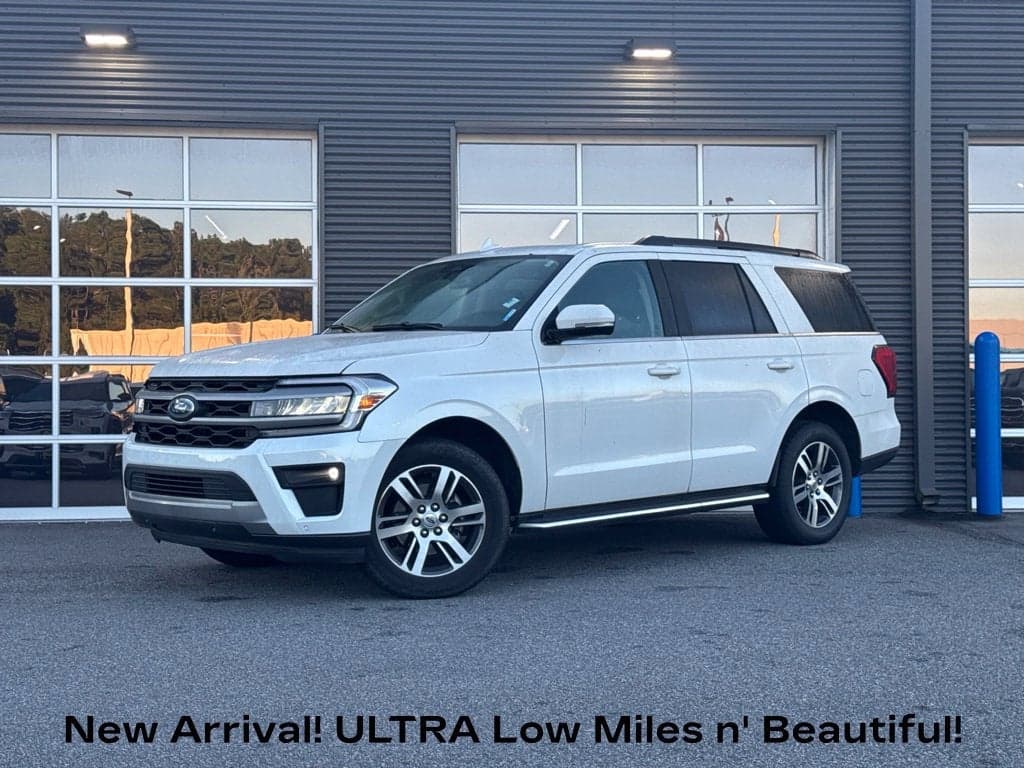 2022 Ford Expedition XLT — photo 1 of 7