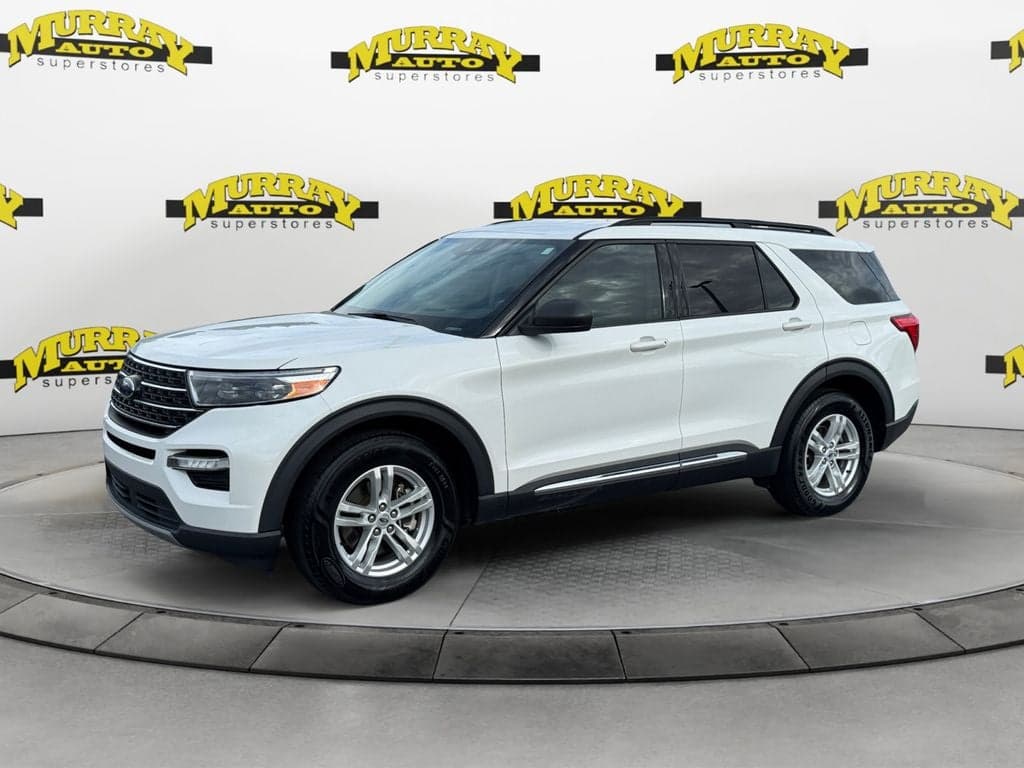 2023 Ford Explorer XLT — photo 1 of 25