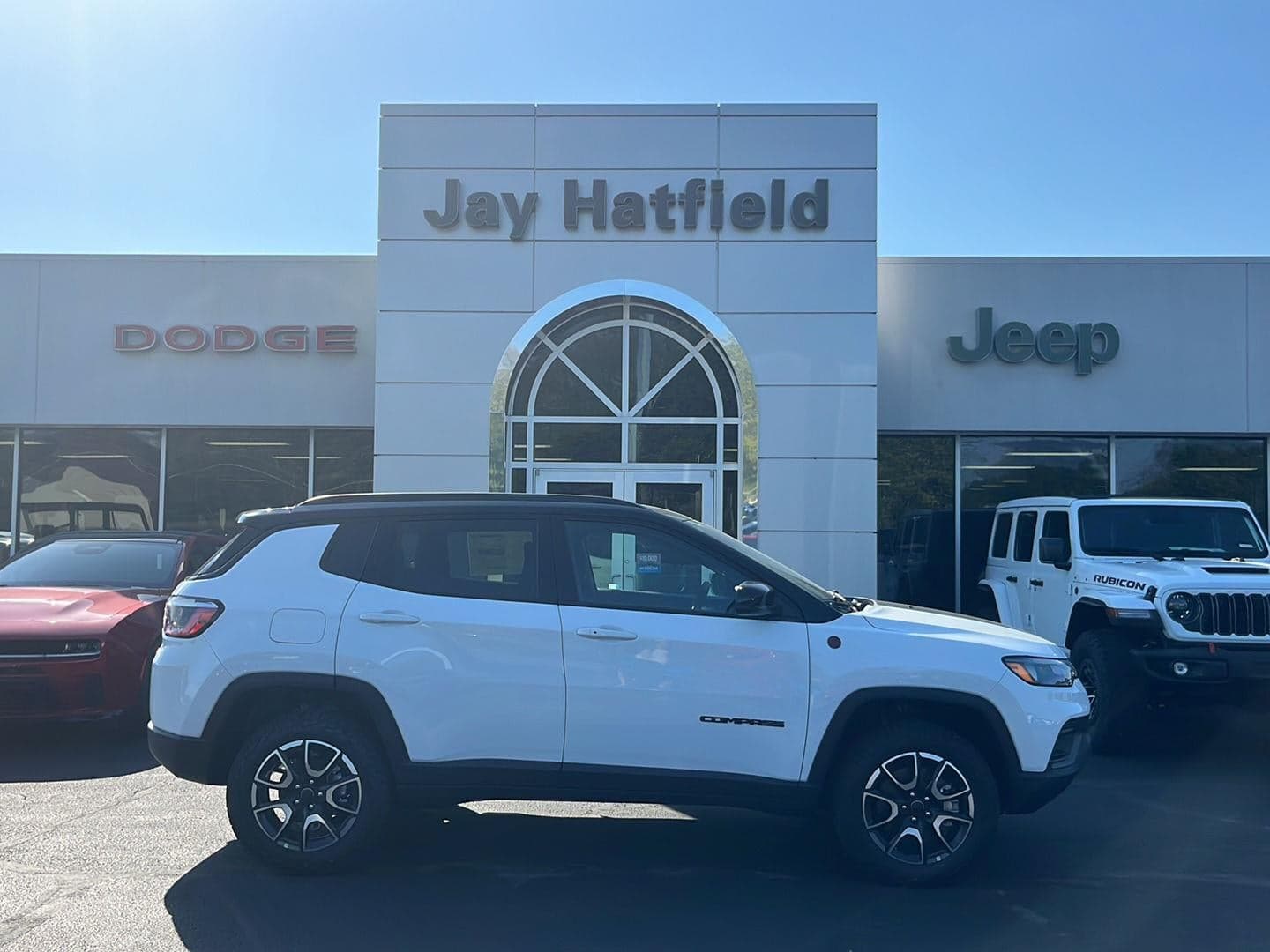 2026 Jeep Compass Trailhawk — photo 1 of 20