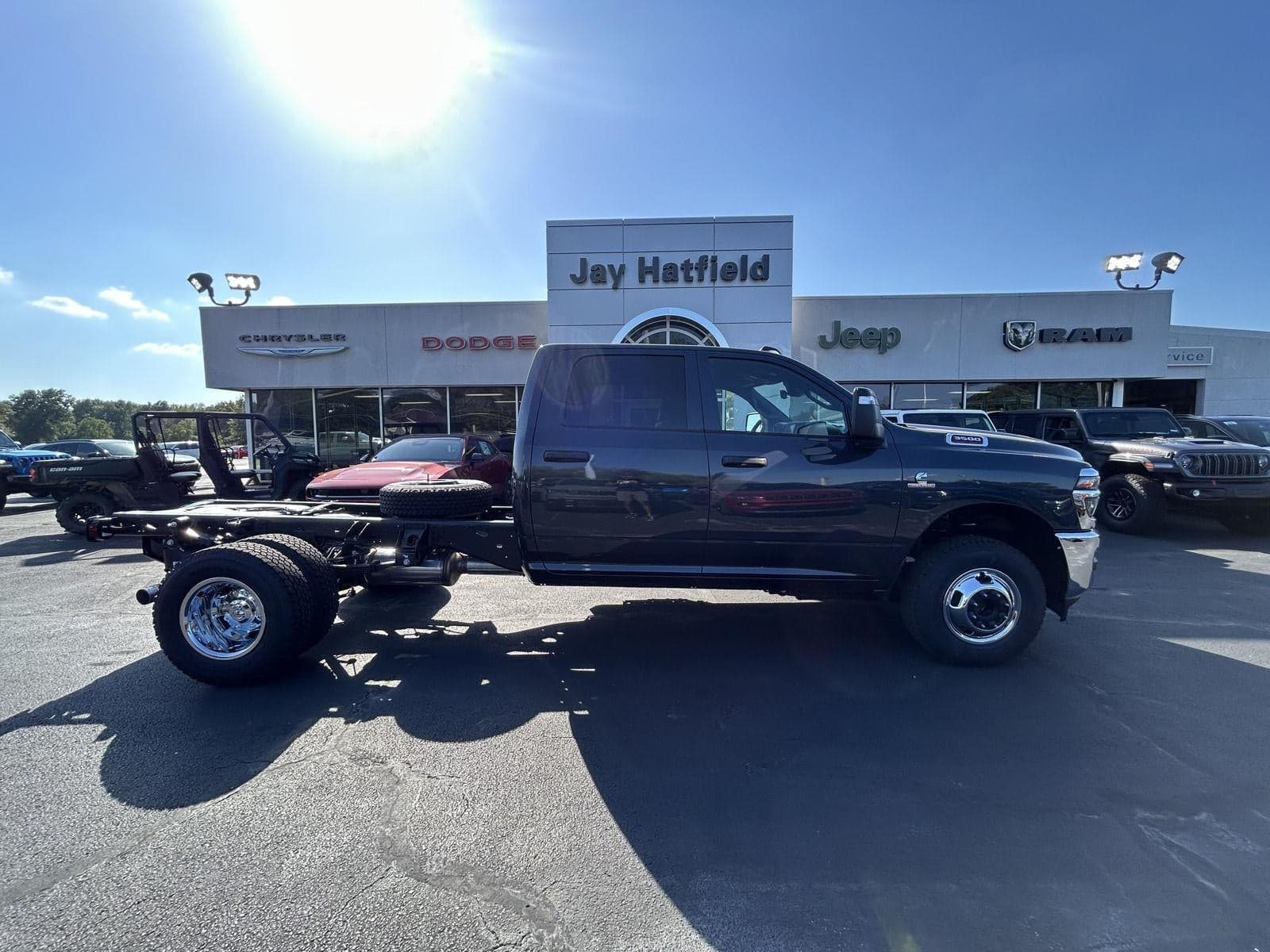 2027 RAM 3500 Chassis Cab Tradesman — photo 1 of 22
