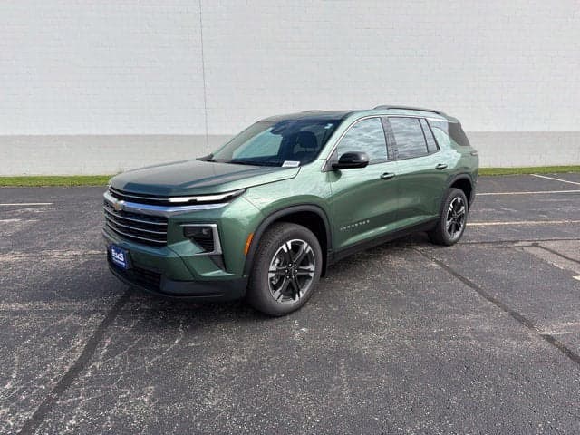 2027 Chevrolet Traverse AWD LT — photo 1 of 67