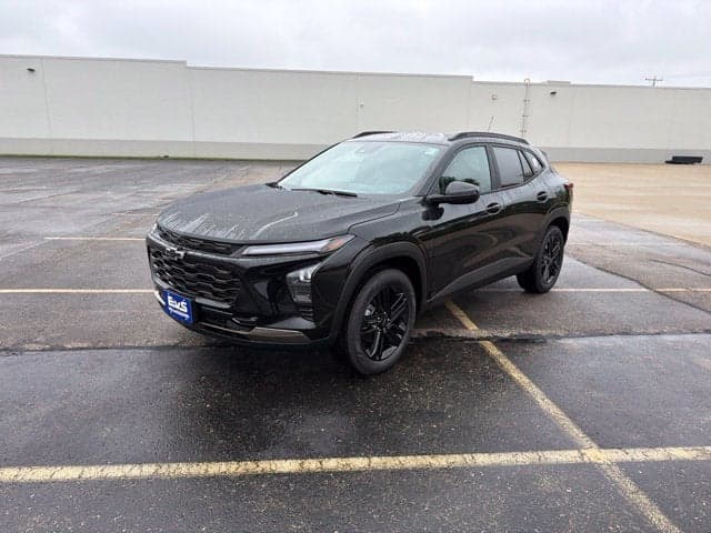 2026 Chevrolet Trax ACTIV — photo 1 of 62