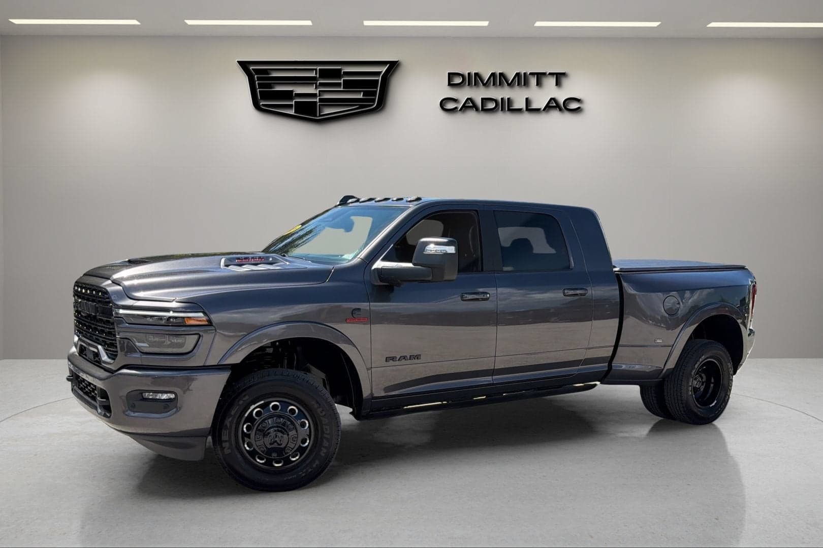 2026 RAM 3500 Limited — photo 1 of 32