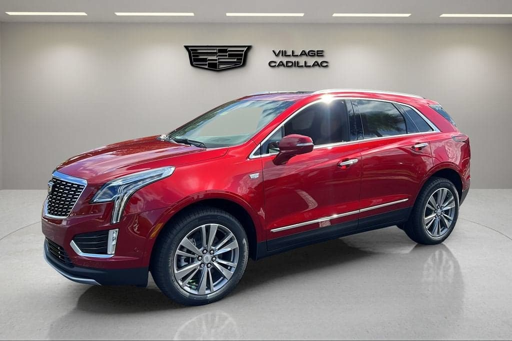 2026 Cadillac XT5 FWD Premium Luxury — photo 1 of 36