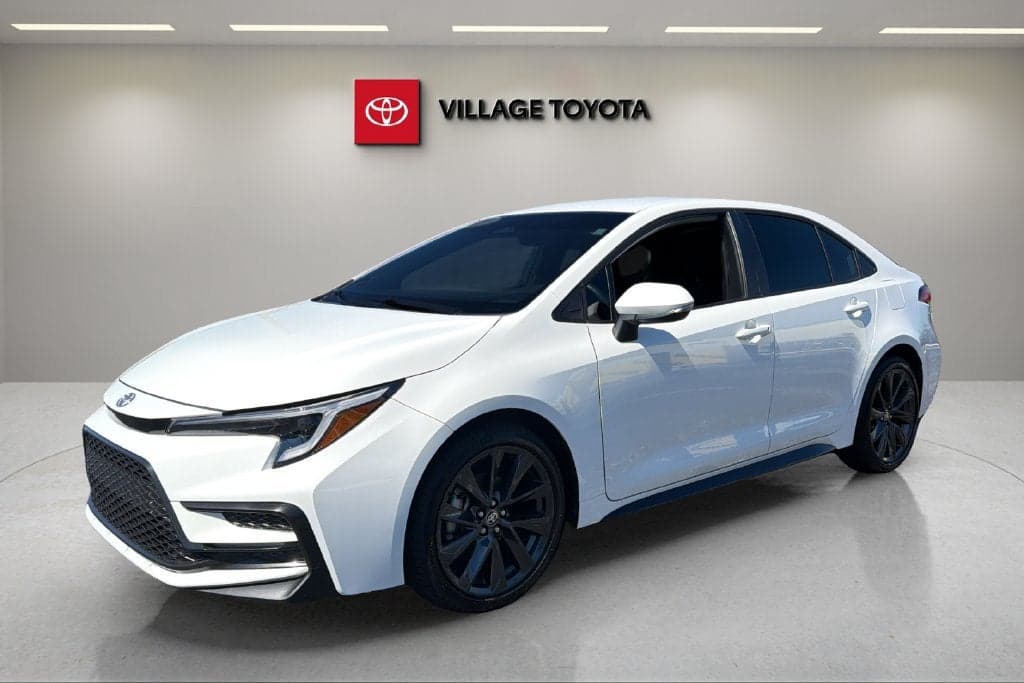 2026 Toyota Corolla SE — photo 1 of 5