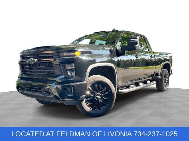 2025 Chevrolet Silverado 2500HD Custom — photo 1 of 33