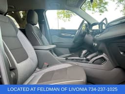 Extra Photo