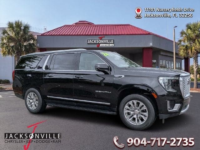 2024 GMC Yukon XL Denali — photo 1 of 5