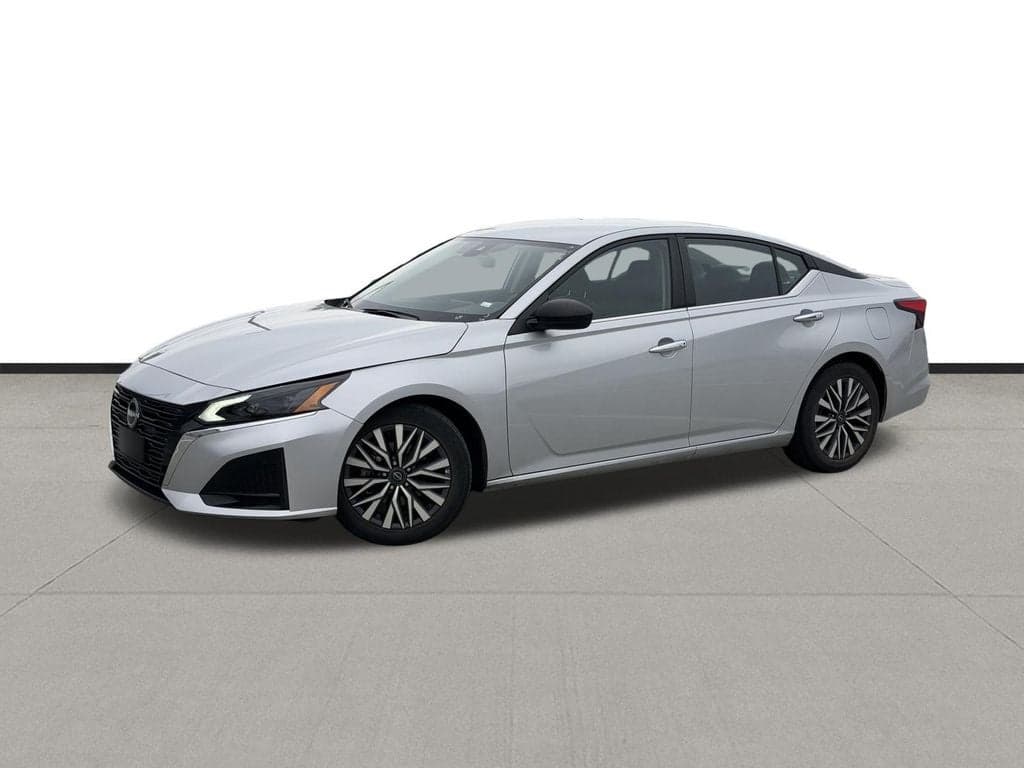 2024 Nissan Altima 2.5 SV — photo 1 of 26