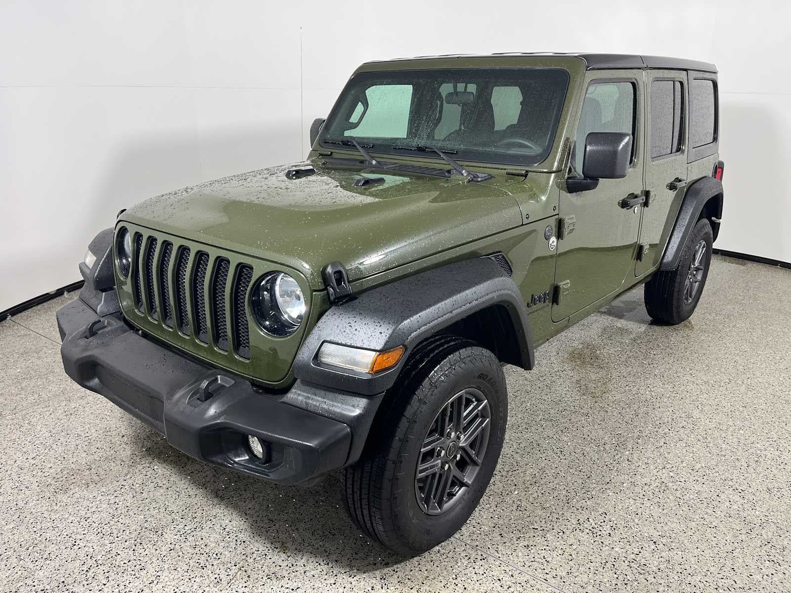 2023 Jeep Wrangler Sport Altitude — photo 1 of 5