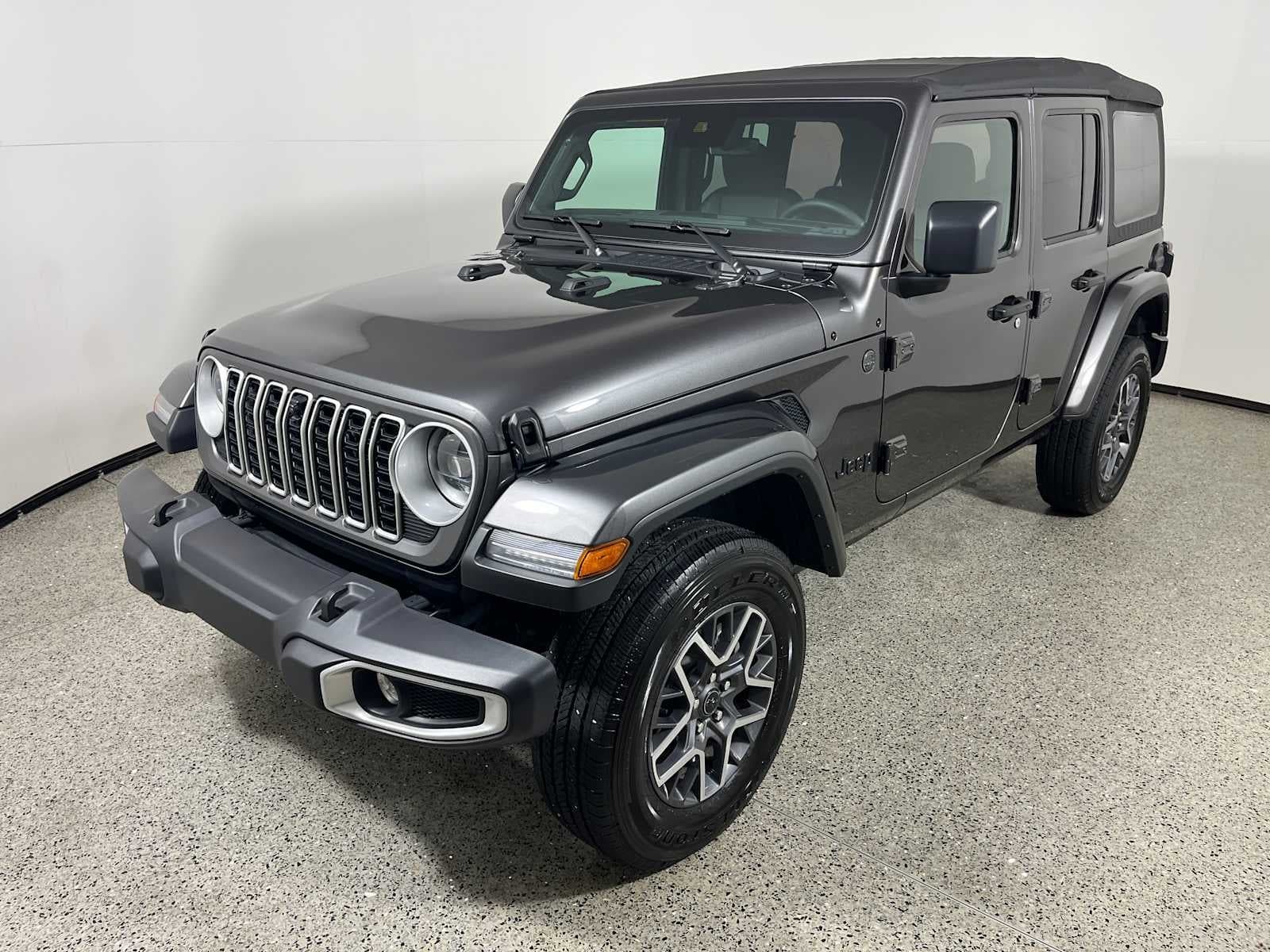 2025 Jeep Wrangler Sahara — photo 1 of 5