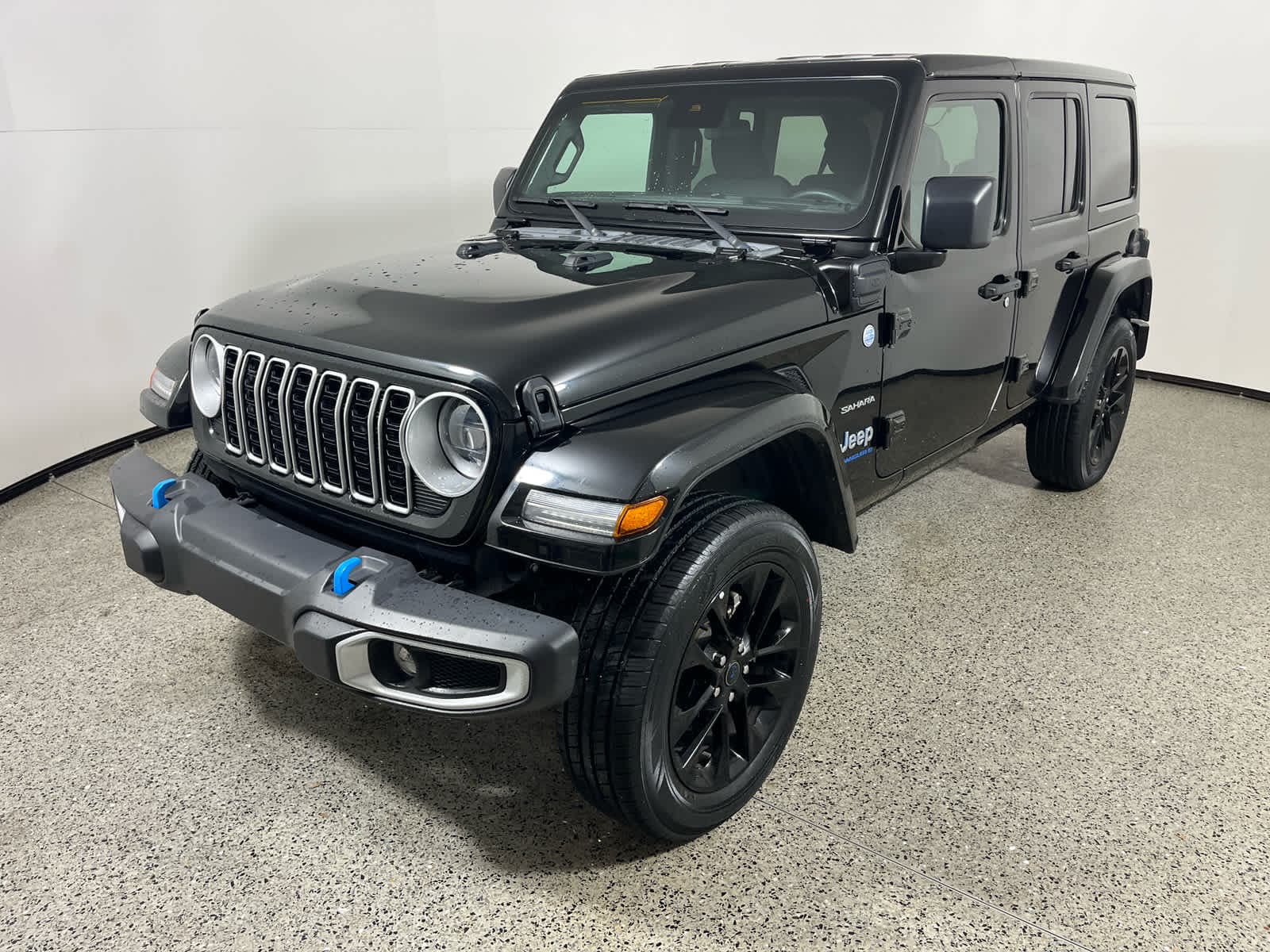 2024 Jeep Wrangler 4xe Sahara — photo 1 of 27