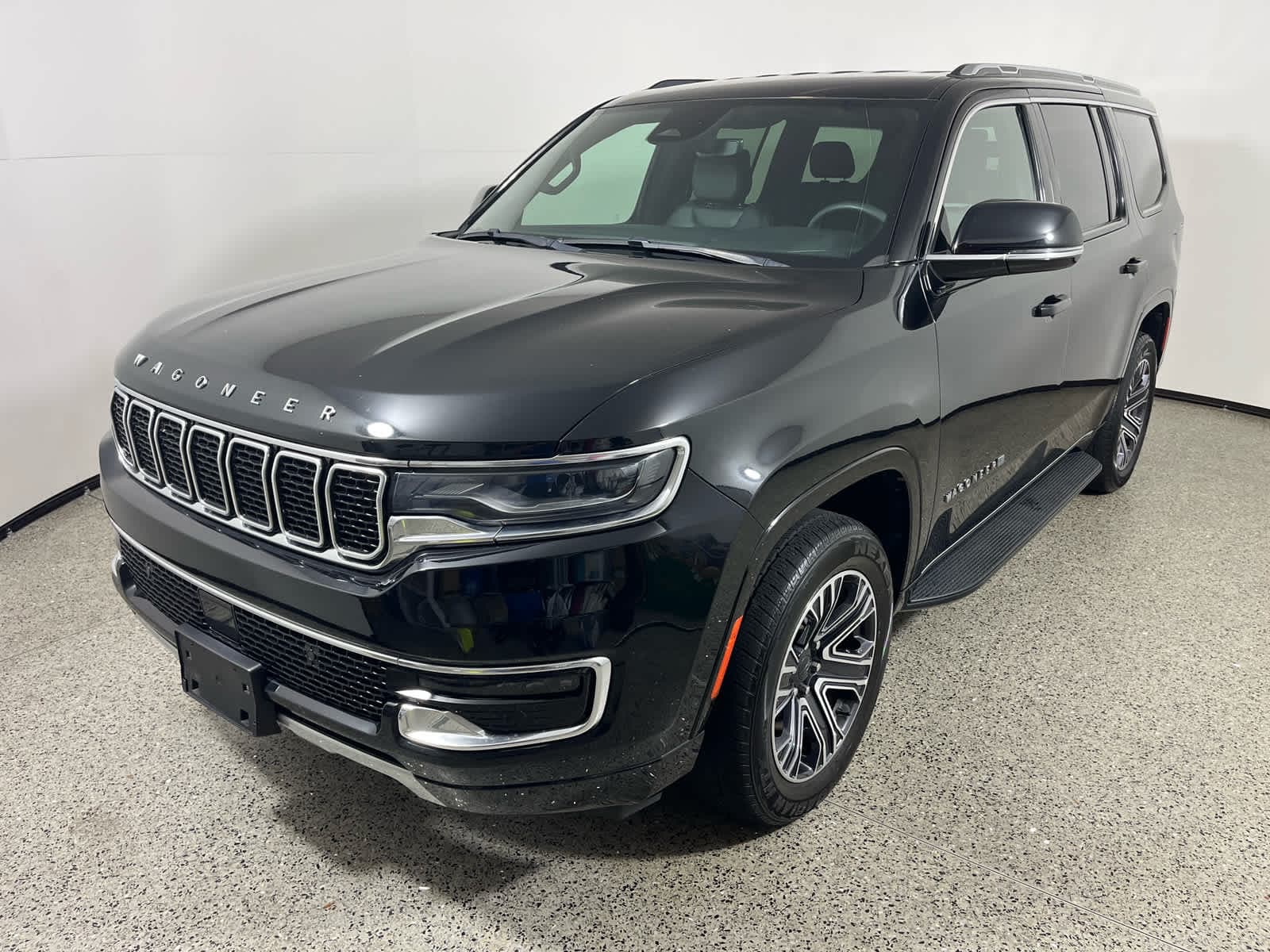 2024 Jeep Wagoneer Series II — photo 1 of 30