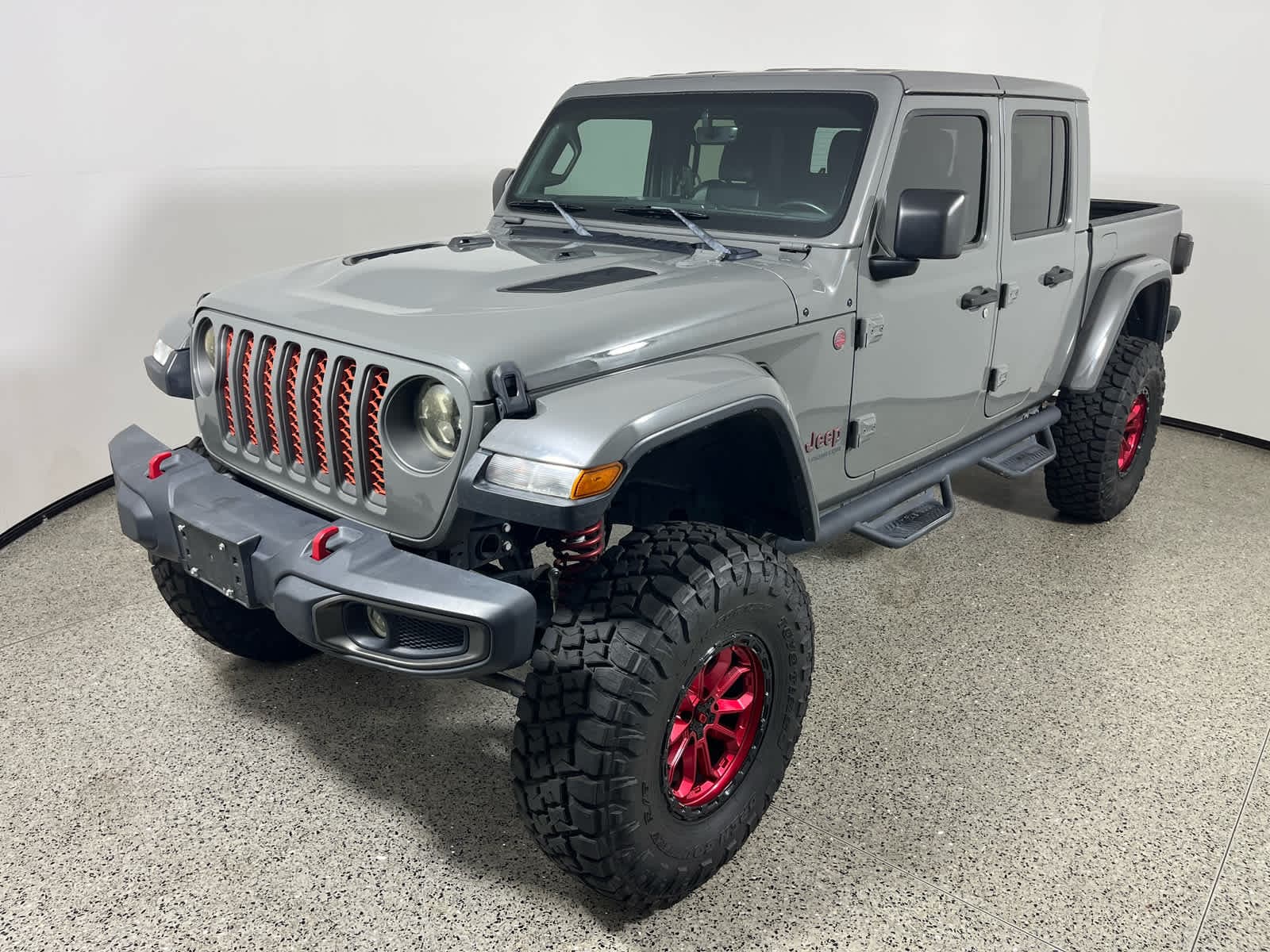 2020 Jeep Gladiator Rubicon — photo 1 of 28