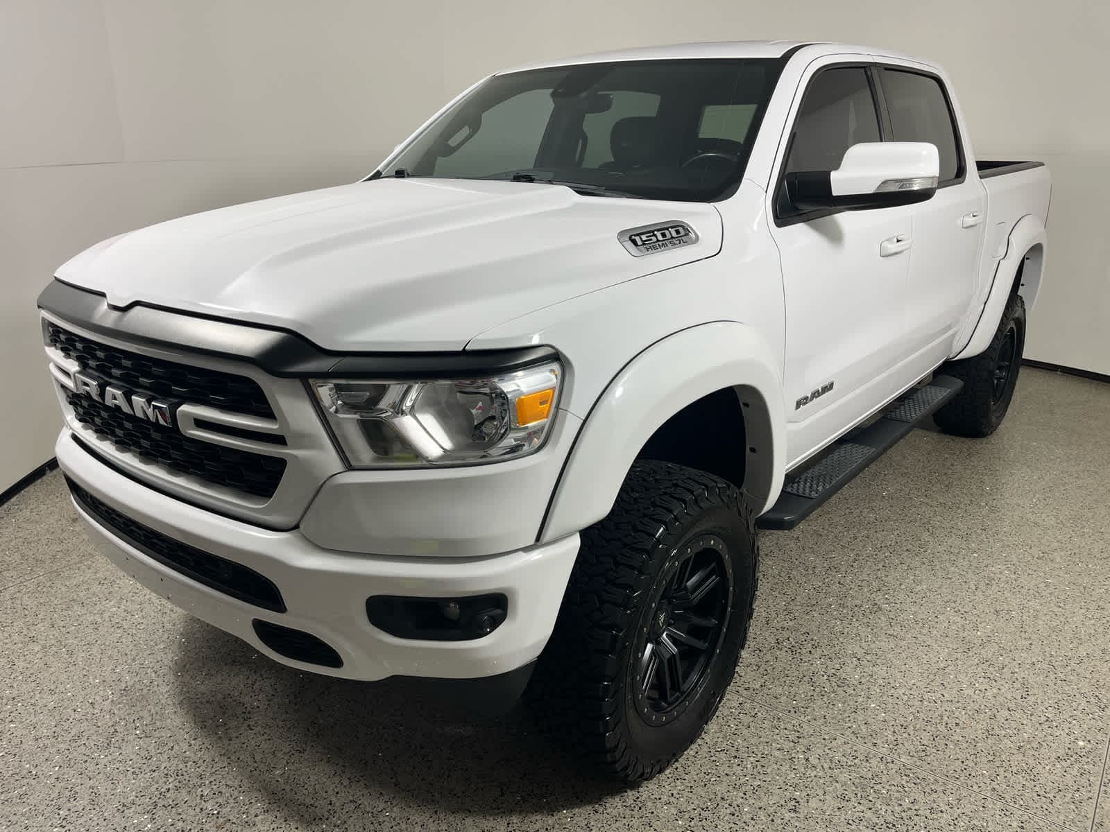2022 RAM 1500 Big Horn — photo 1 of 30